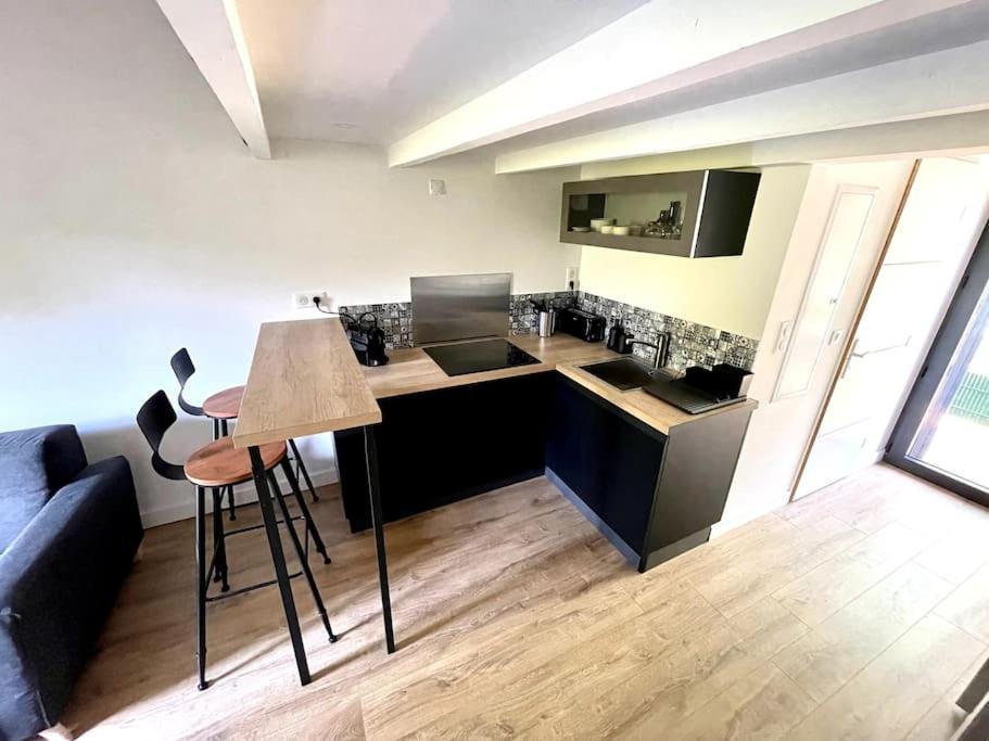 Ravissant Appartement A 5Min Du Centre Ville D'Aix آيكس أومبروفينس المظهر الخارجي الصورة